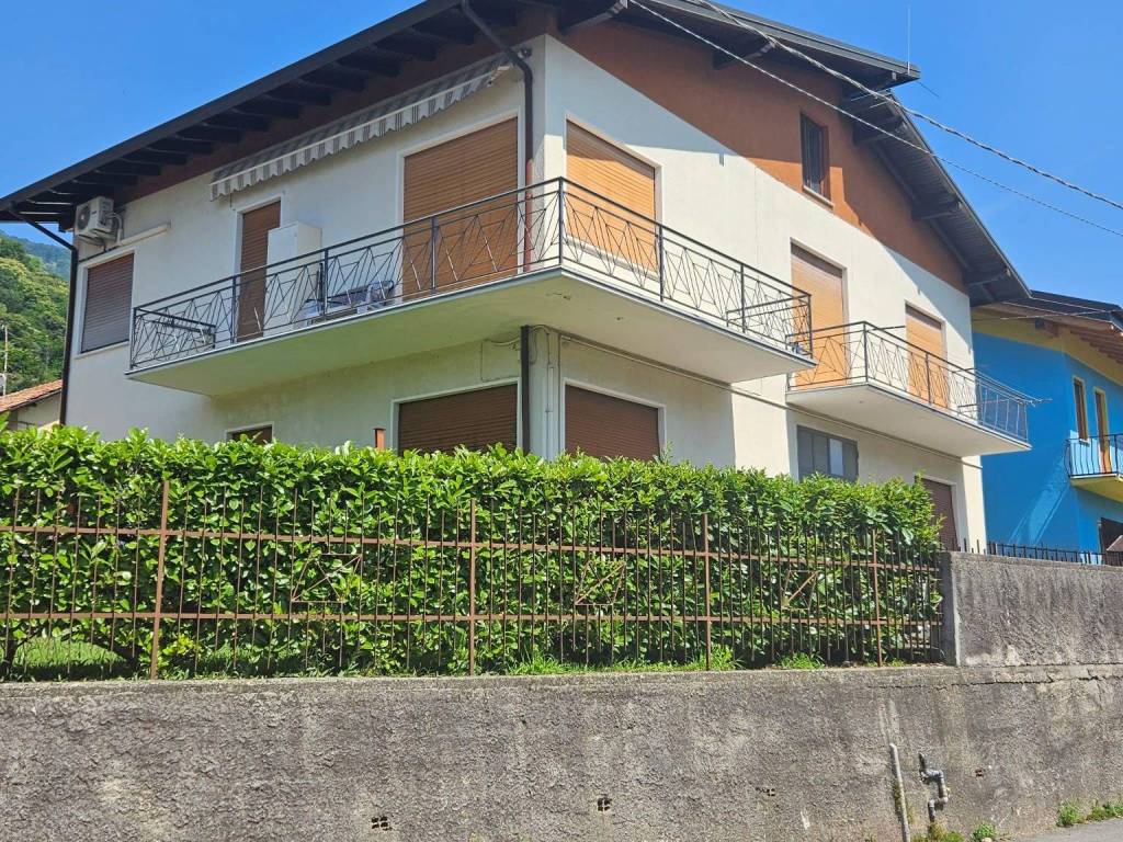 Villa a Omegna in Via Torretta - Foto 2