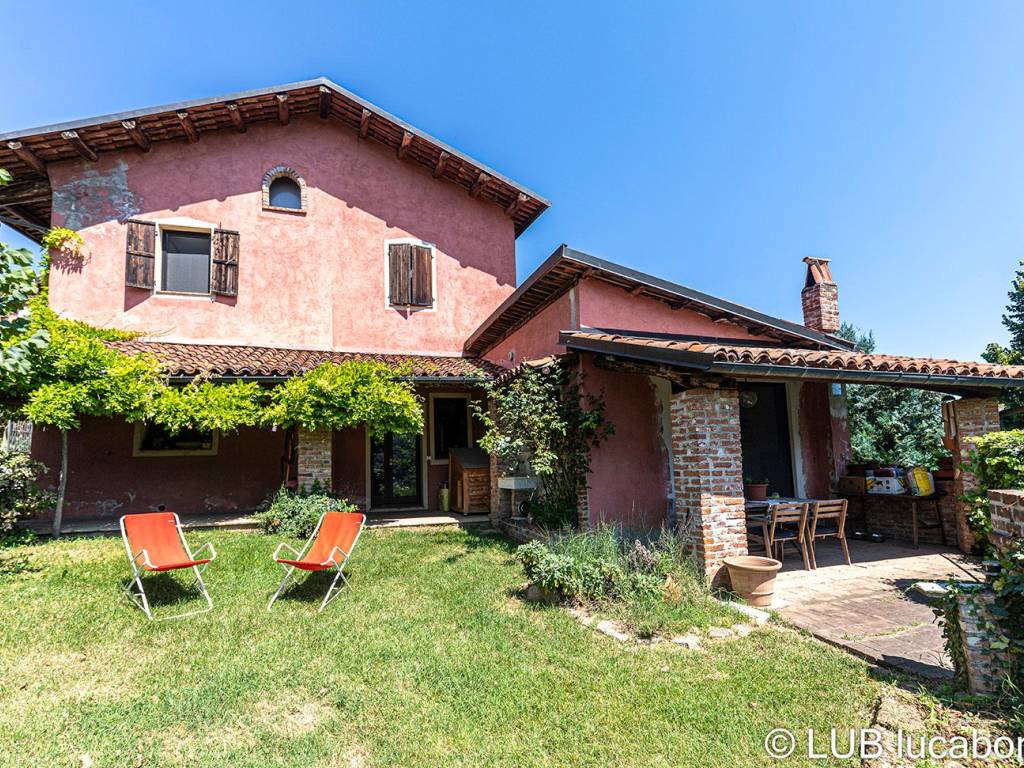 Villa a Villanova mondovì in Strada di Paganotti, 9 - Foto 2
