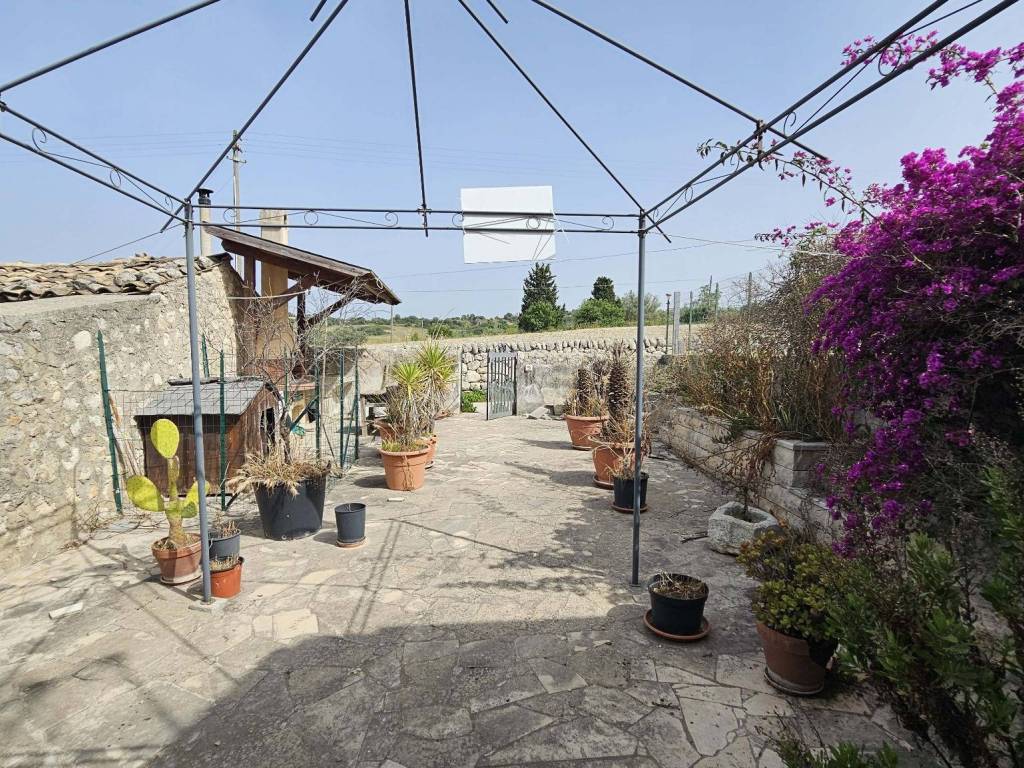Casa indipendente a Rosolini in Contrada Castellaro - Foto 3