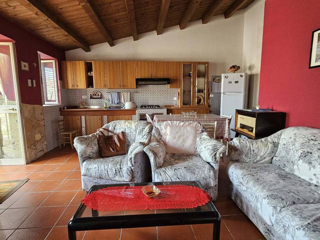 Casa indipendente a Rosolini in Contrada Castellaro - Foto 4