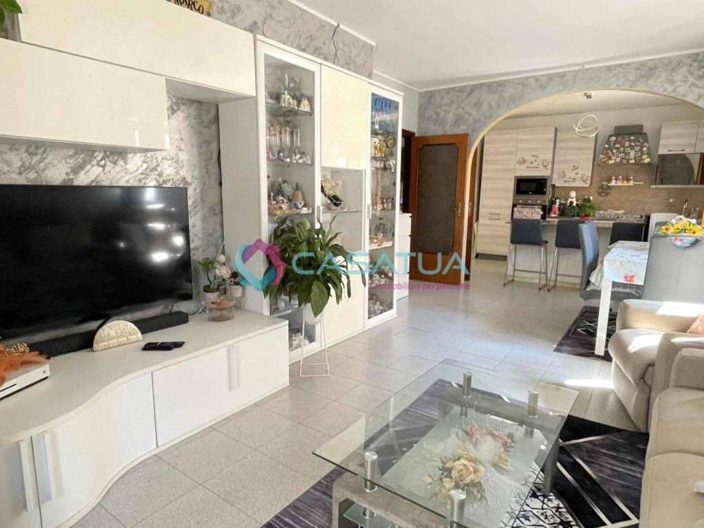Appartamento a Silvi in Via Salvo D'Acquisto, 13 - Foto 2