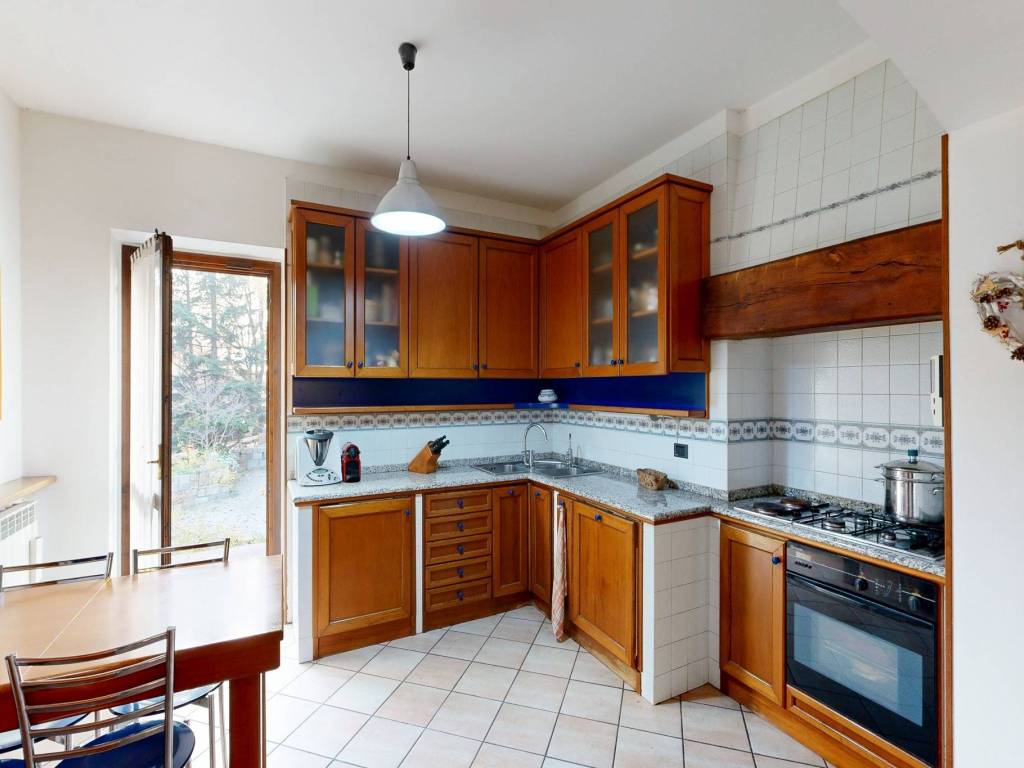 Appartamento a Vedano olona in Via Vittorio Veneto, 9 - Foto 5
