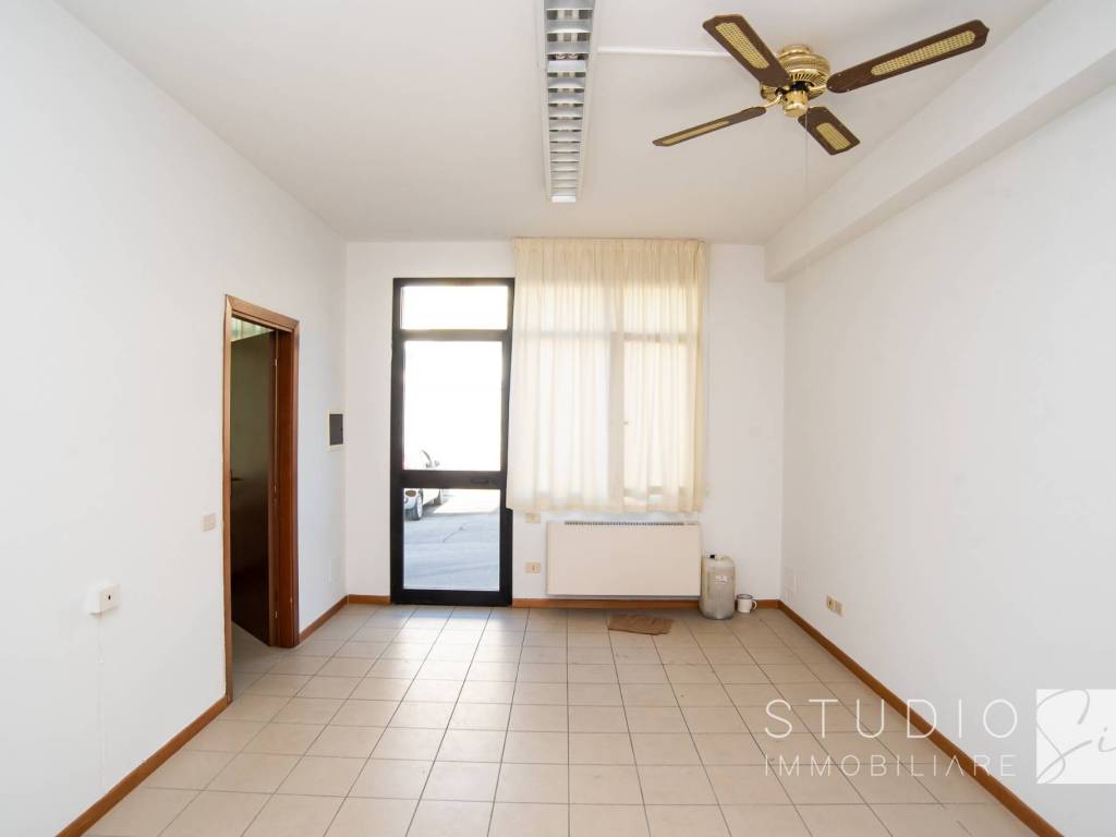 Palazzo / stabile a Pistoia in Via Sandro Penna - Foto 4