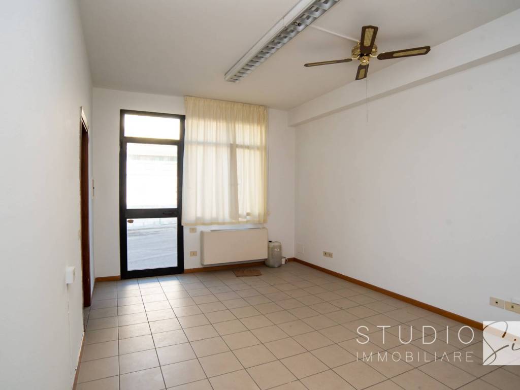 Palazzo / stabile a Pistoia in Via Sandro Penna - Foto 5