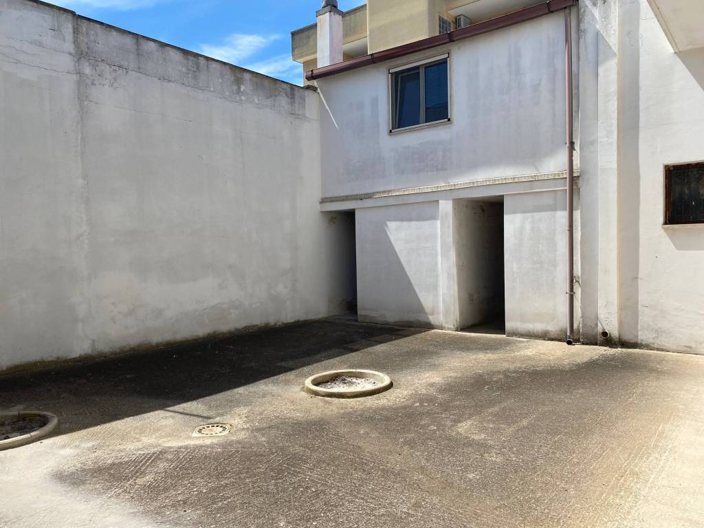 Box / garage a Mesagne in Via Ticino, 46 - Foto 4