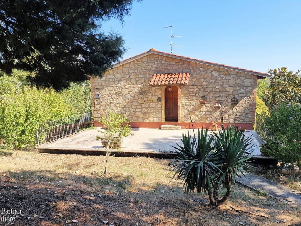 Villa a Todi in Strada Provinciale di Montenero - Foto 3