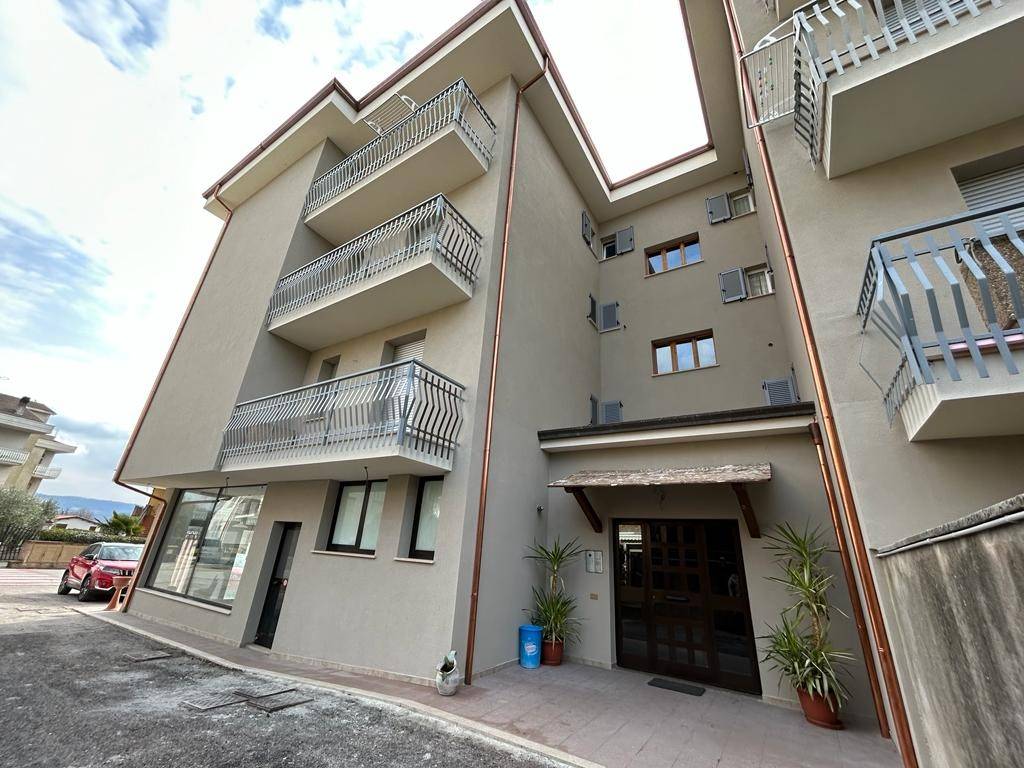 Appartamento a Deruta in Viale Di Ripabianca, 9 - Foto 4