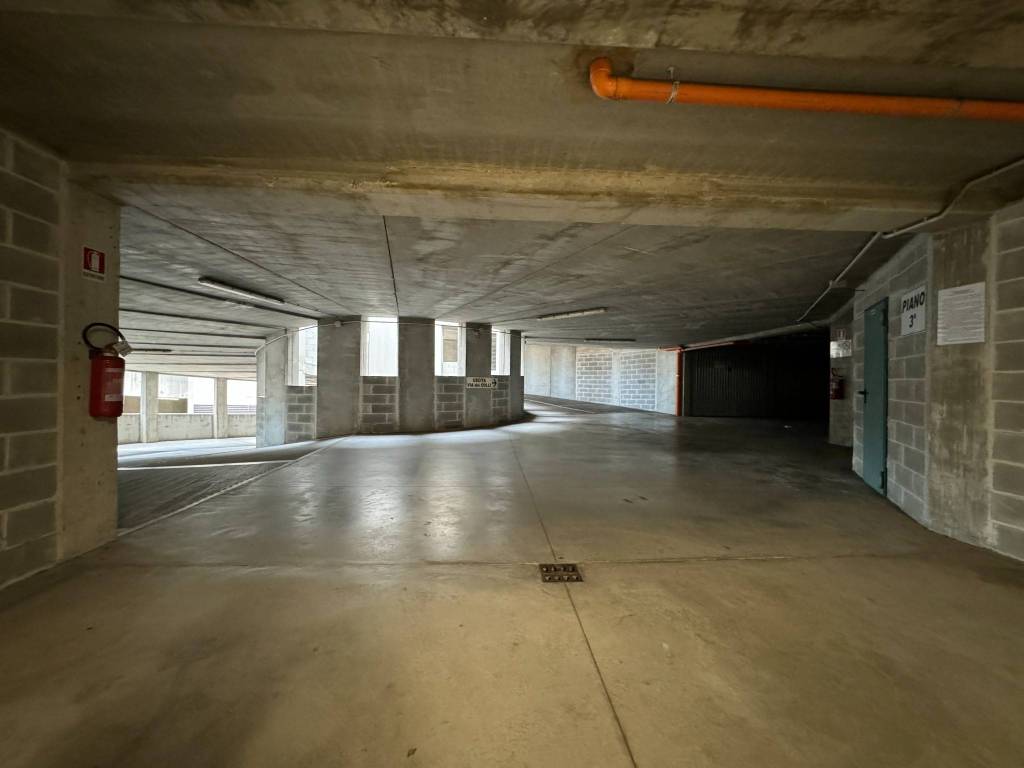 Box / garage a La spezia in Via Giovanni Costantini - Foto 3