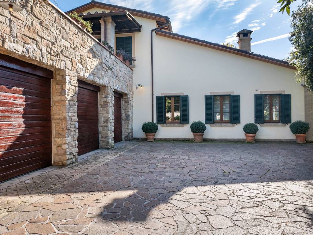 Villa a Nocera umbra in Via Africa - Foto 2
