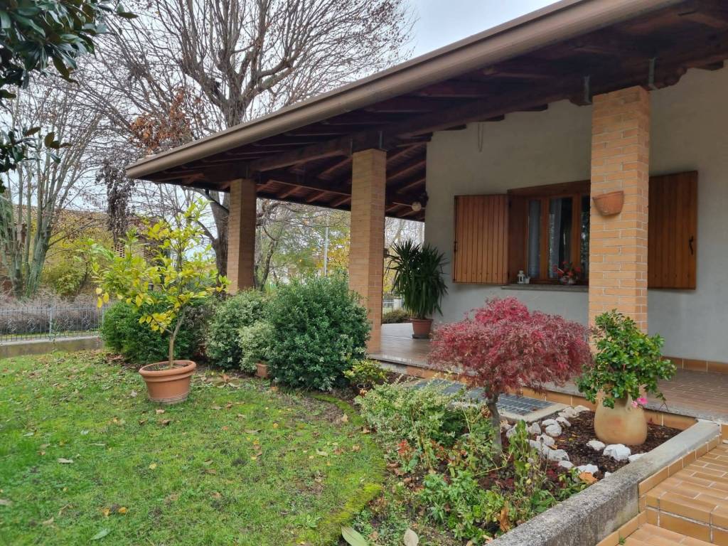 Villa a San michele al tagliamento in Via Don Antonio Giacinto, 14 - Foto 3