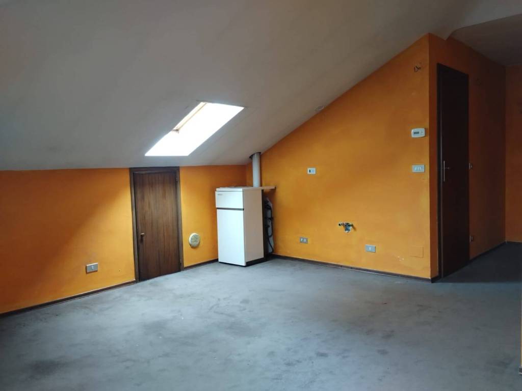 Appartamento a Vercelli in Via Giuseppe Chicco, 5 - Foto 4
