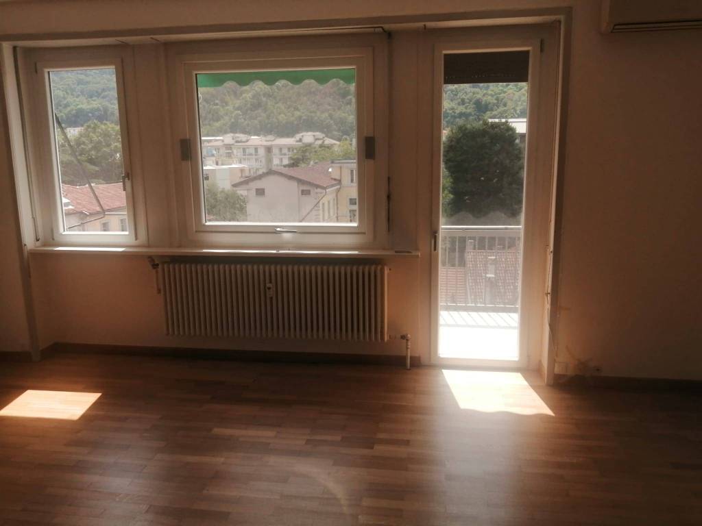 Appartamento a Como in Via Alessandro Volta, 65 - Foto 5