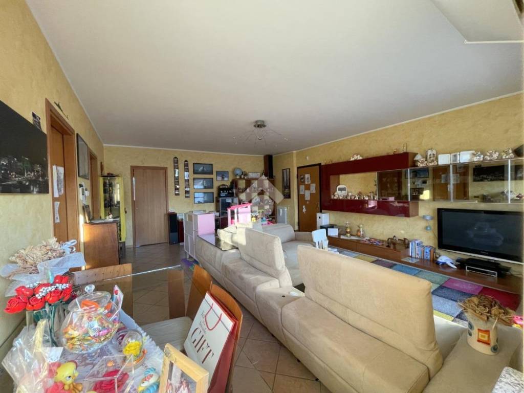Appartamento a Fagnano olona in Via G. Leopardi, 20 - Foto 4