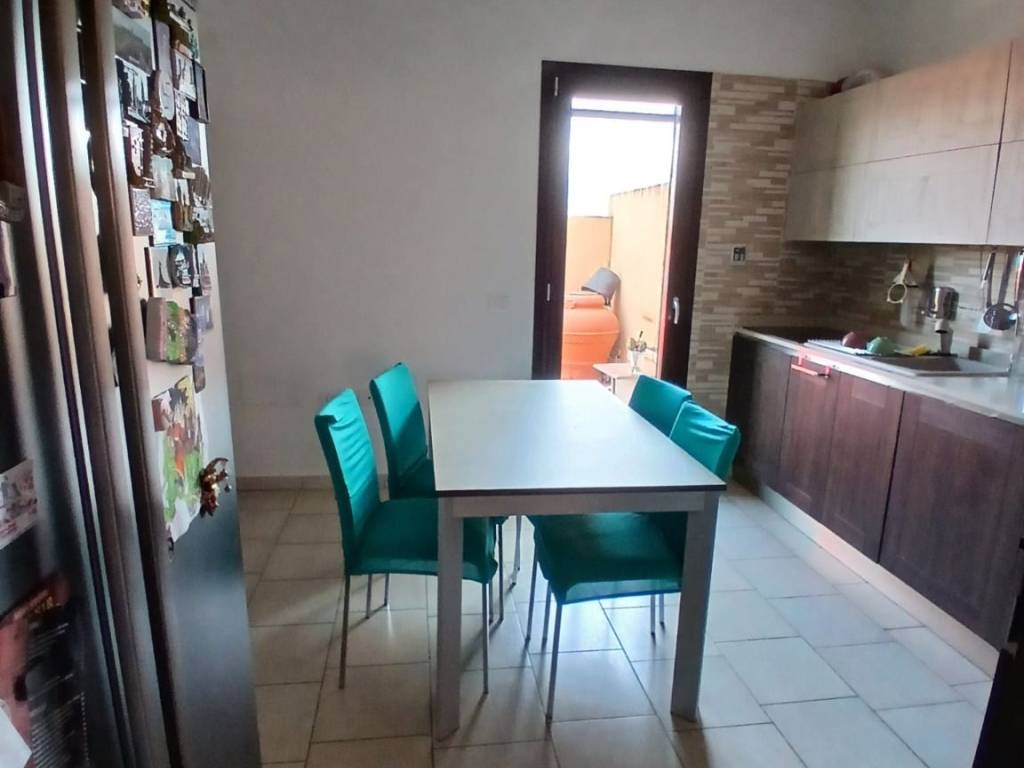 Villa a Dolianova in Via Lussu E. - Foto 4