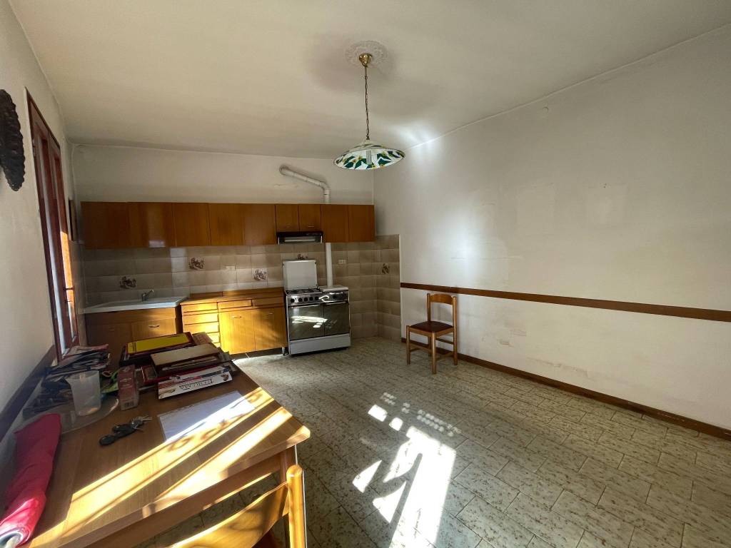 Casa indipendente a Romano di lombardia in Via Patrioti Romanesi - Foto 5