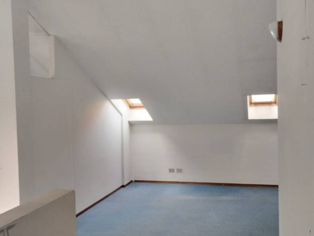 Attico / mansarda a Vercelli in Via Giuseppe Chicco, 5 - Foto 3
