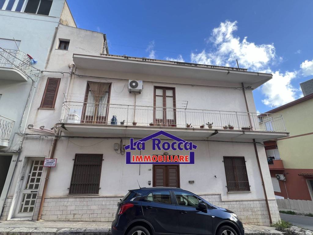 Casa indipendente a Alcamo in Via Soldato Ignazio Barbuscia - Foto 2