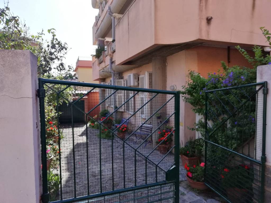 Appartamento a Cagliari in Via Pietro Mascagni, 17 - Foto 2