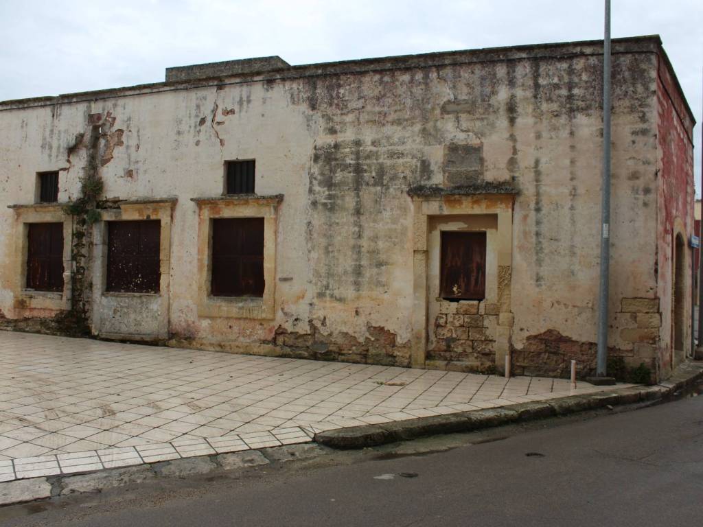 Rustico / casale a Carmiano in Via Evangelista Torricelli, 46 - Foto 2