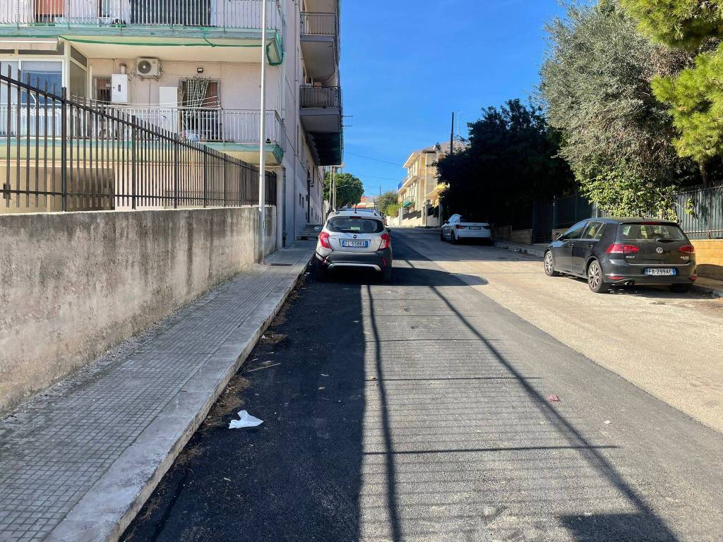 Box / garage a Siracusa in Via Francesco Mortellaro - Foto 3