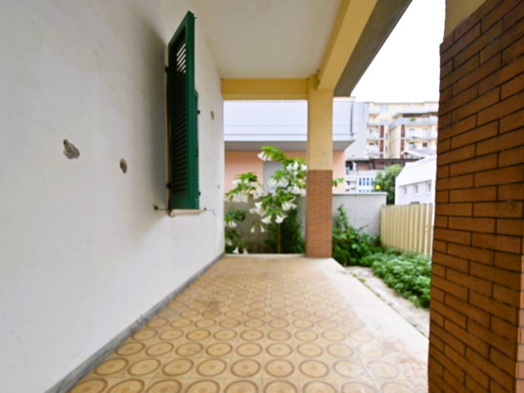 Villa a Roseto degli abruzzi in Via Secchia - Foto 3