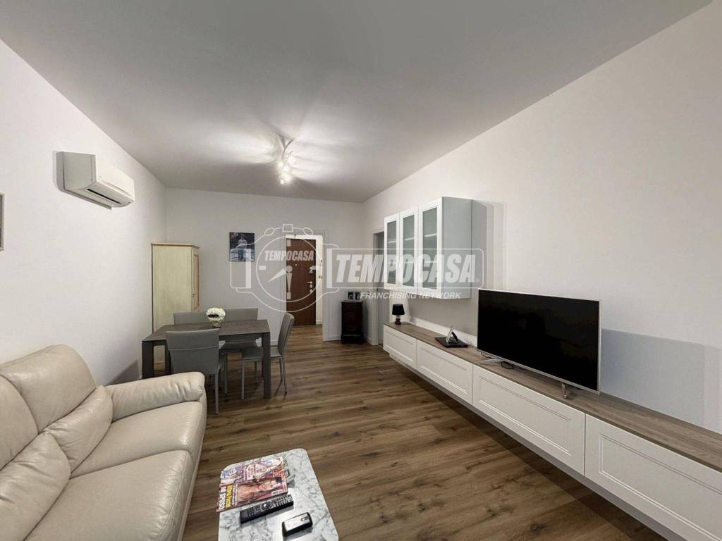 Appartamento a Lodi in Via Leonardo Da Vinci 17 - Foto 2