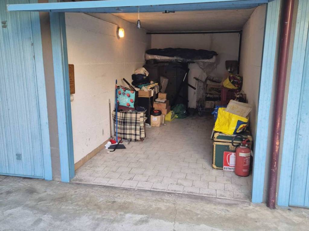 Box / garage a Bergamo in Via Tolstoj, 16 - Foto 2