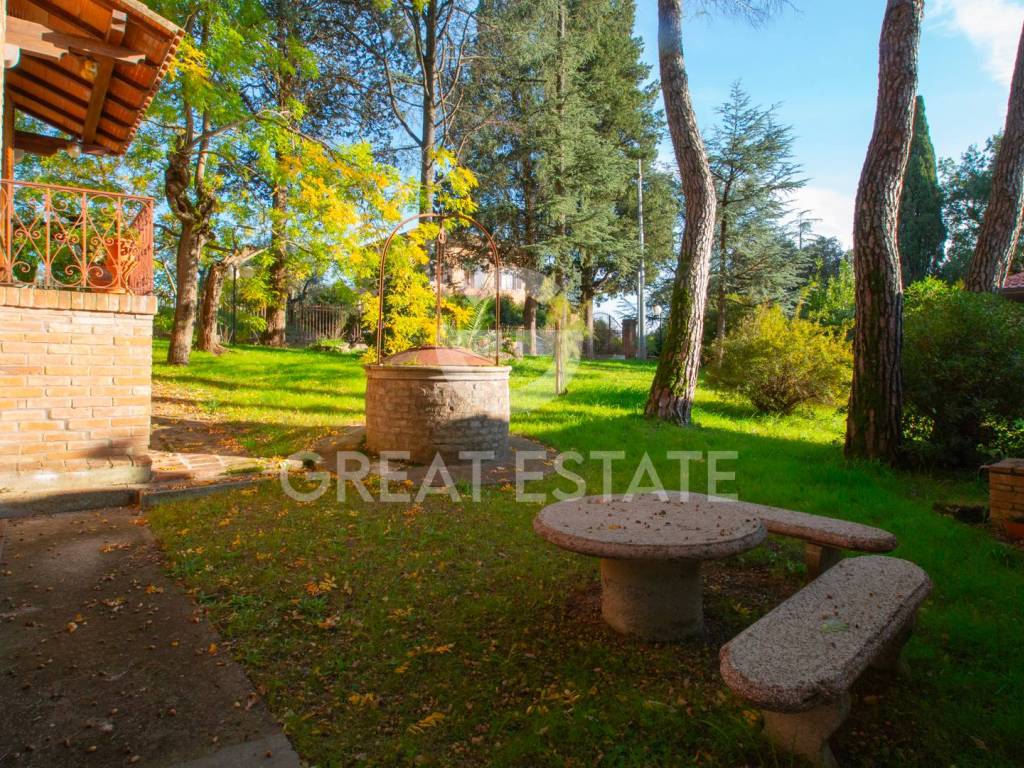 Villa a Castiglione del lago in Località Mugnanesi - Foto 5