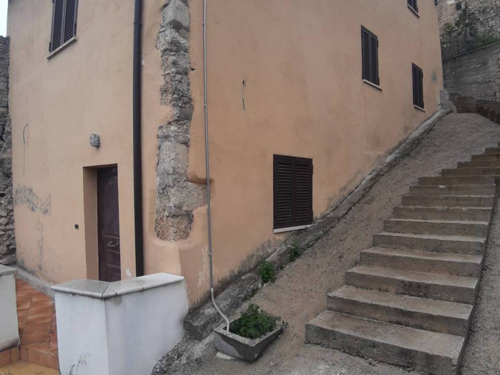 Appartamento a Celano in Via San Ferrante - Foto 2