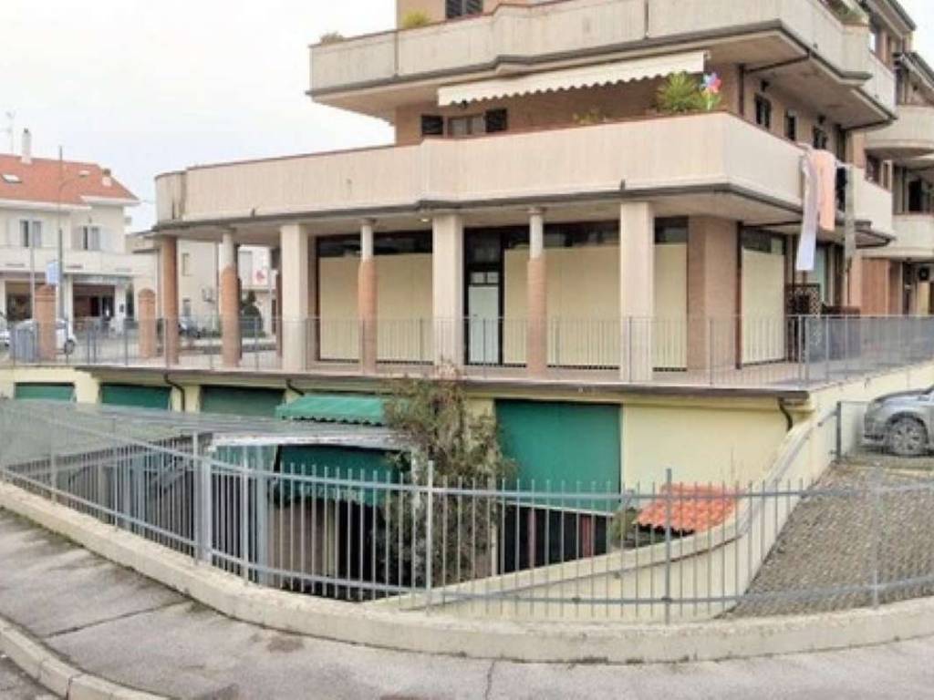 Immobile a Montecosaro in via Via Roma 65-67 - Foto 4