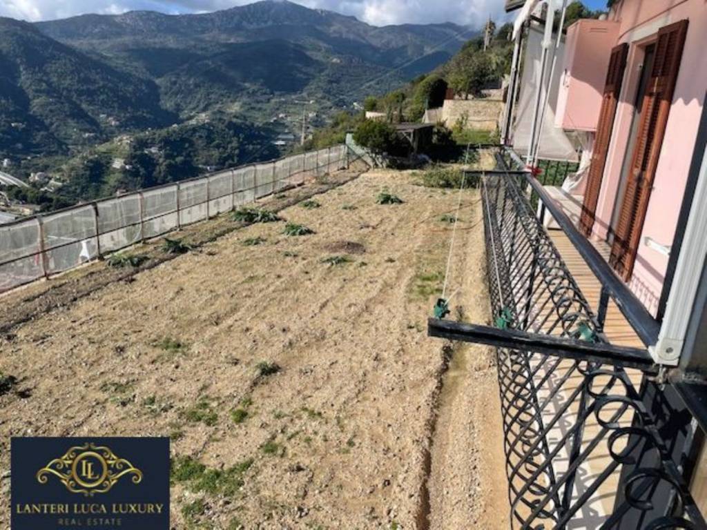 Villa a Ventimiglia in Via Peidaigo, 77 - Foto 2