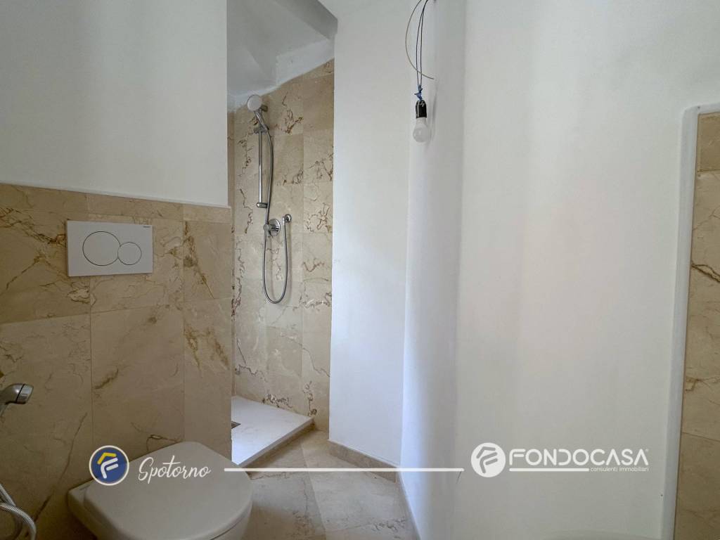 Casa indipendente a Spotorno in Via Giuseppe Mazzini - Foto 4