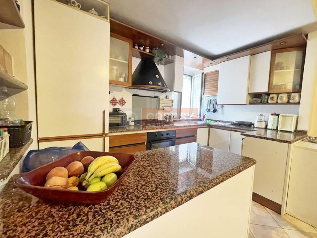 Appartamento a Albenga in Vico a Porta Torlaro - Foto 3