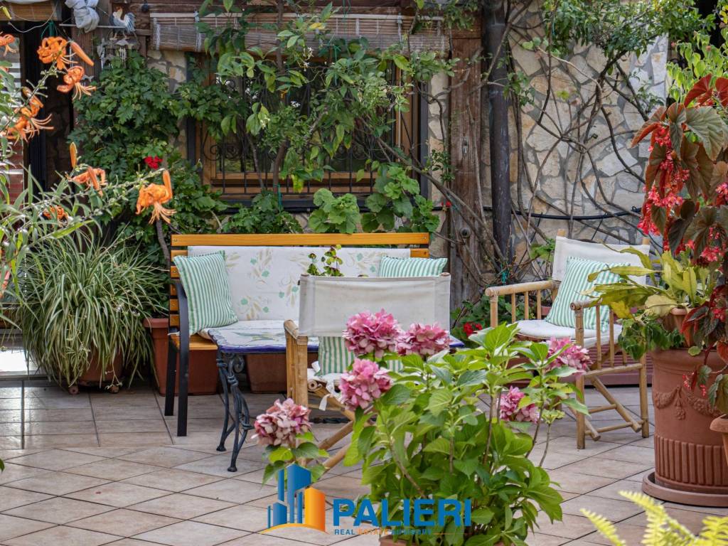 Attico / mansarda a Trani in Piazza Giuseppe Mazzini, 24 - Foto 2