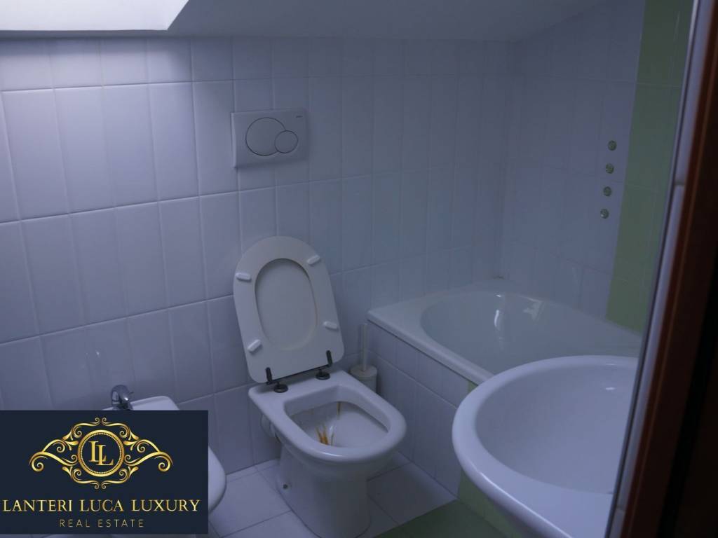 Villa a Ventimiglia in Corso TOSCANINI s.n.c - Foto 2