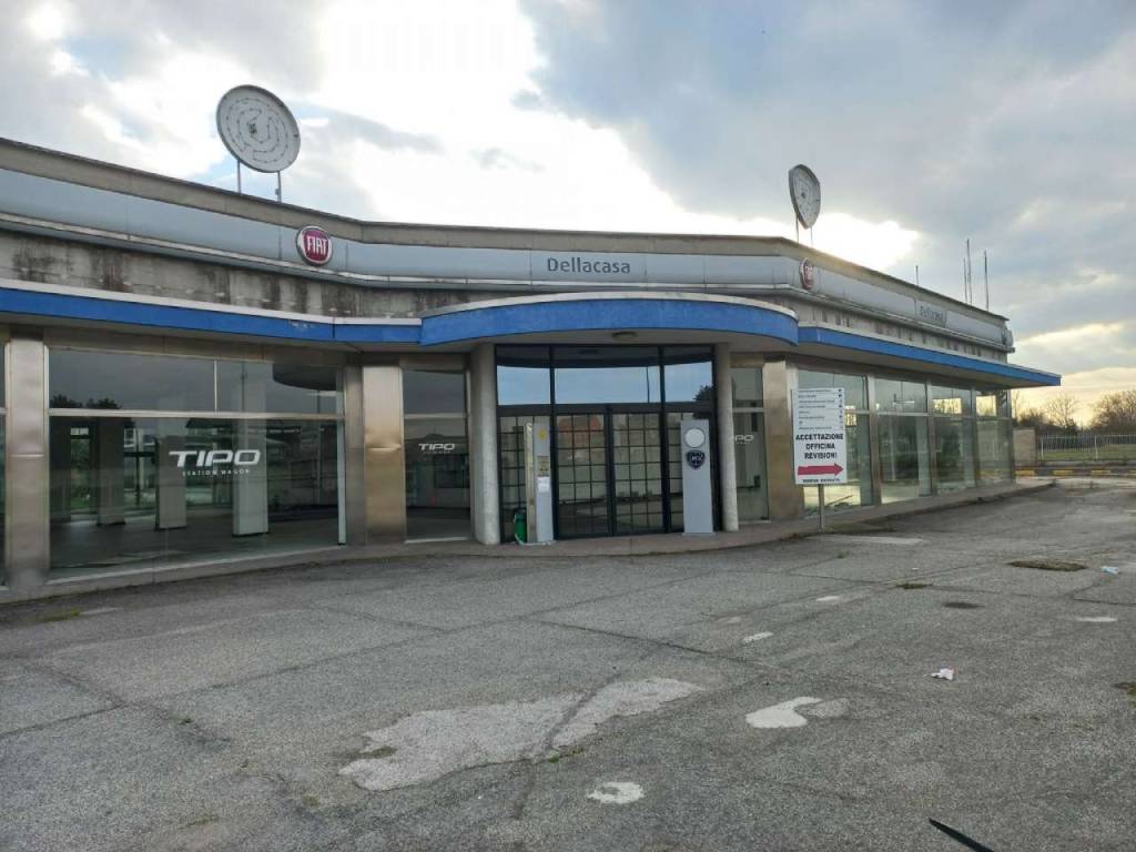 Immobile a Trino in strada statale 31 bis - Foto 2