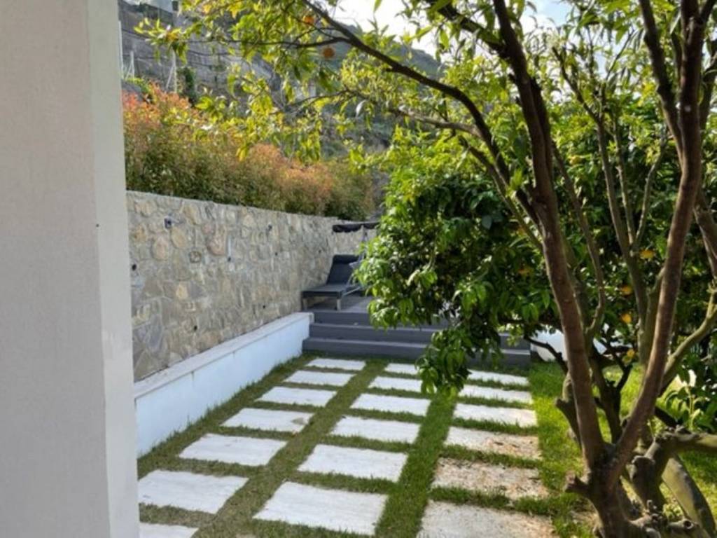 Villa a Ventimiglia in Corso Limone Piemonte s.n.c - Foto 2