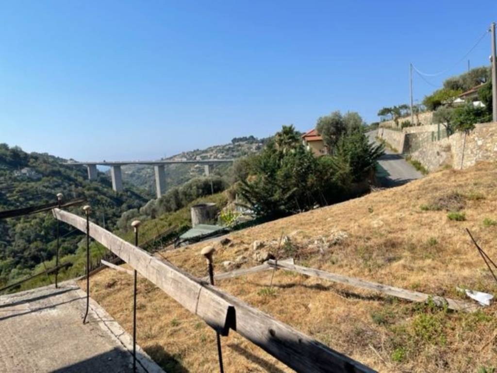 Villa a Bordighera in Via Silvio Pellico s.n.c - Foto 4