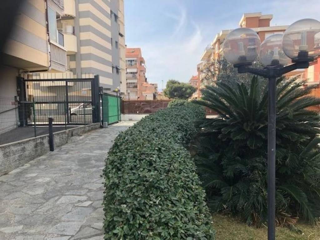 Villa a Ventimiglia in Via Asse s.n.c - Foto 2