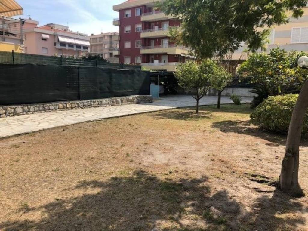 Villa a Ventimiglia in Via Asse s.n.c - Foto 5