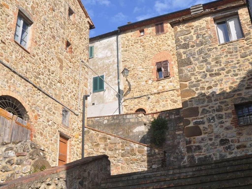 Appartamento a Castelnuovo di val di cecina in località La Leccia - Foto 2