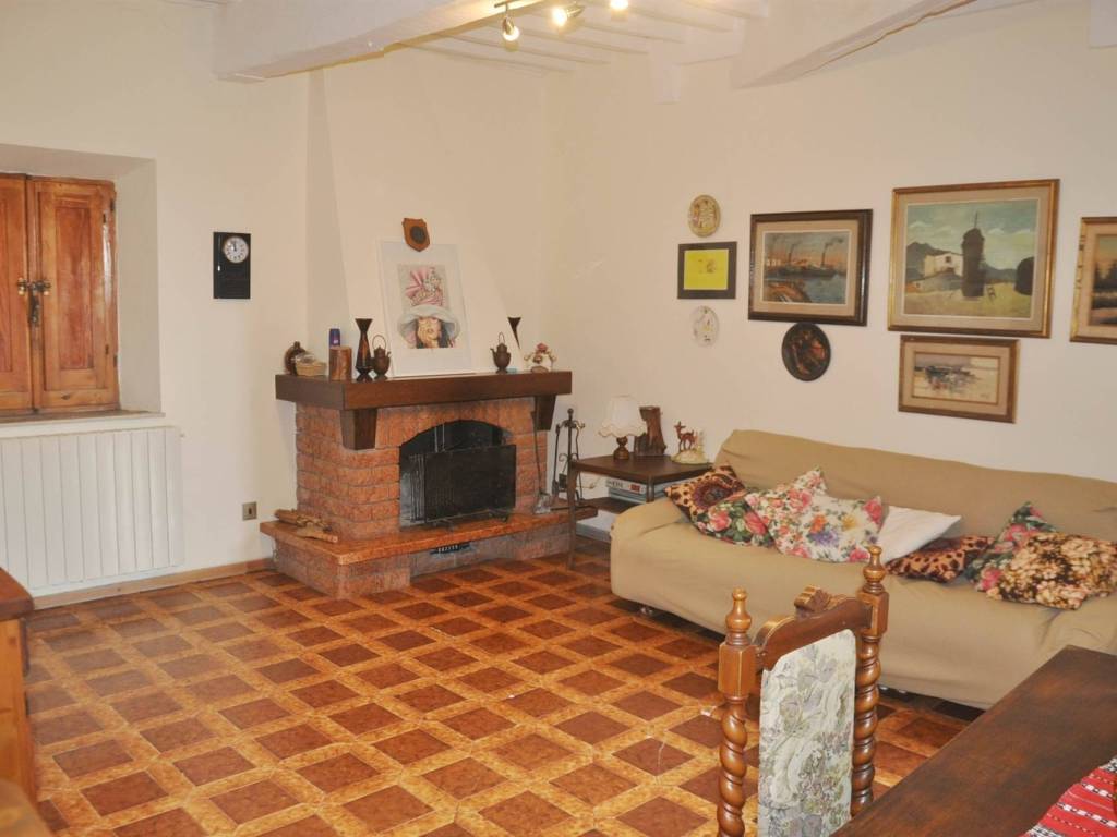 Appartamento a Castelnuovo di val di cecina in località La Leccia - Foto 4