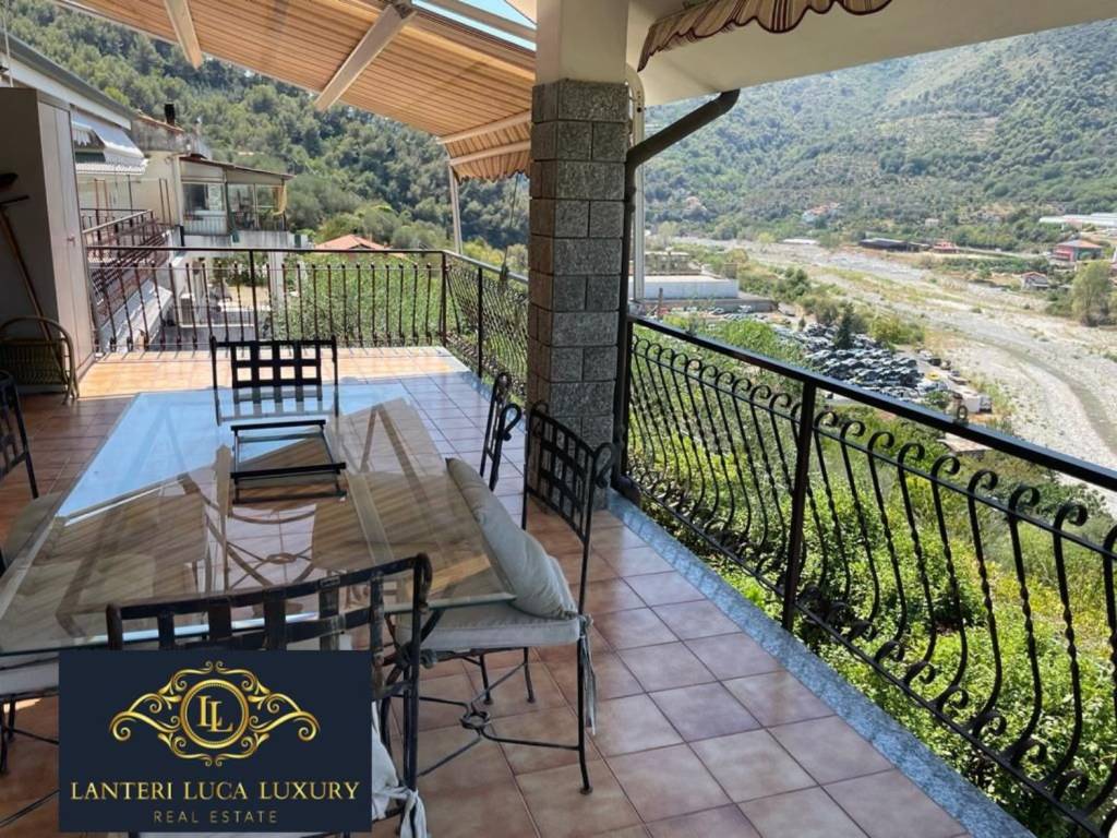 Villa a Ventimiglia in Porra s.n.c - Foto 3