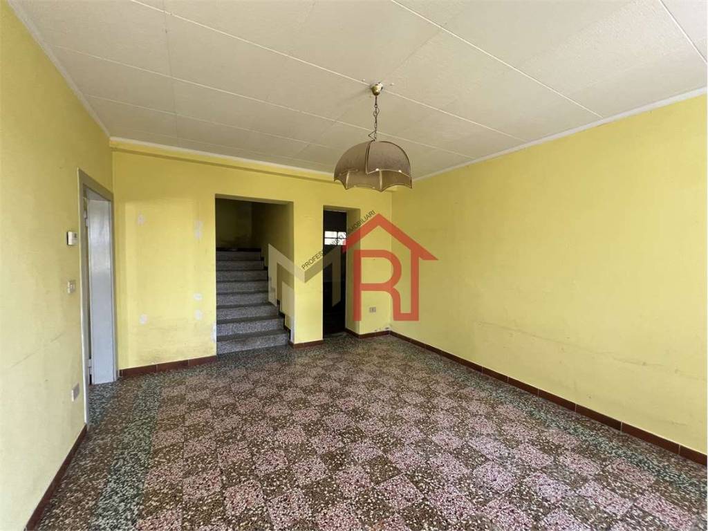 Casa indipendente a Fontanafredda in Via Enrico Chiaradia , 14 - Foto 4