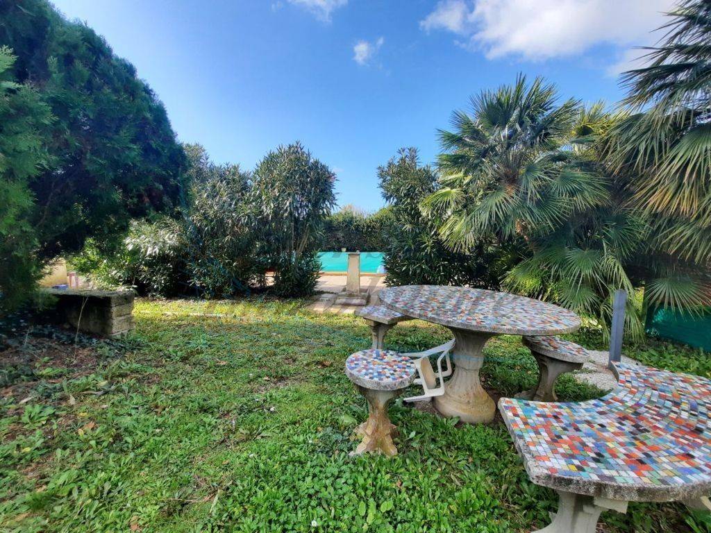 Villa a Bibbona in Via Sandro Pertini - Foto 3