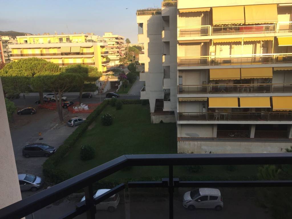 Appartamento a Ventimiglia in Vai Nino Lamboglia s.n.c - Foto 3