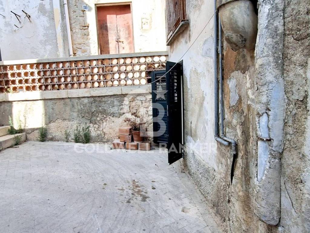 Casa indipendente a Modica in Via Santa Chiara - Foto 2