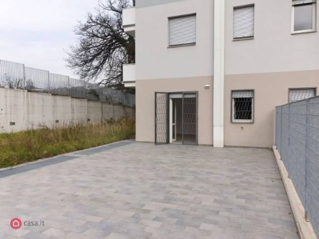 Appartamento a Salerno in Via Monticelli Di Fuorni S.N.C. - Foto 3