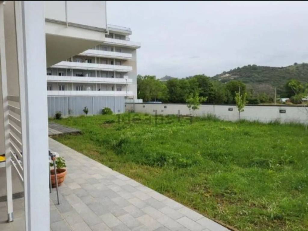 Appartamento a Salerno in Via Monticelli Di Fuorni S.N.C. - Foto 3