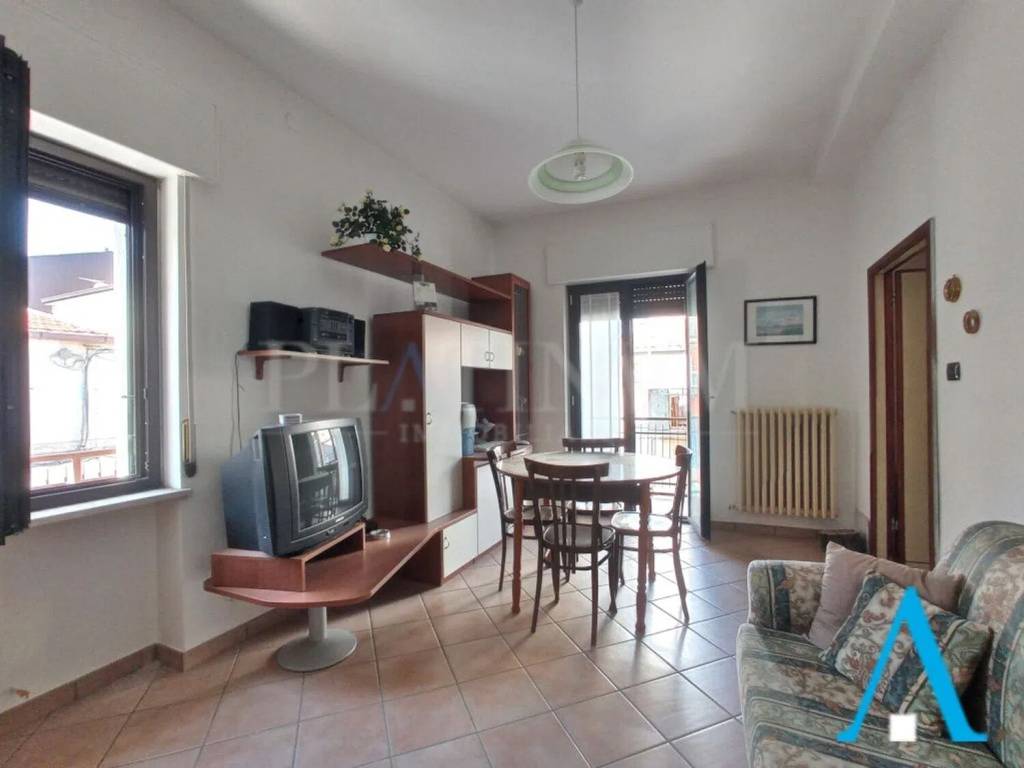 Appartamento a San giovanni rotondo in Via Giosuè Borsi, 11 - Foto 3